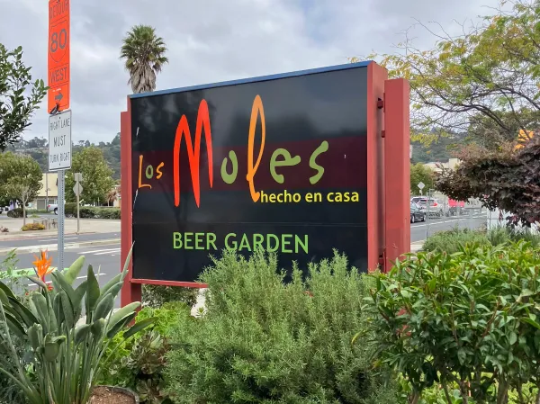 Los Moles Beer Garden